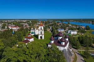 Ensemble of Cathedral Square (Kargopol)