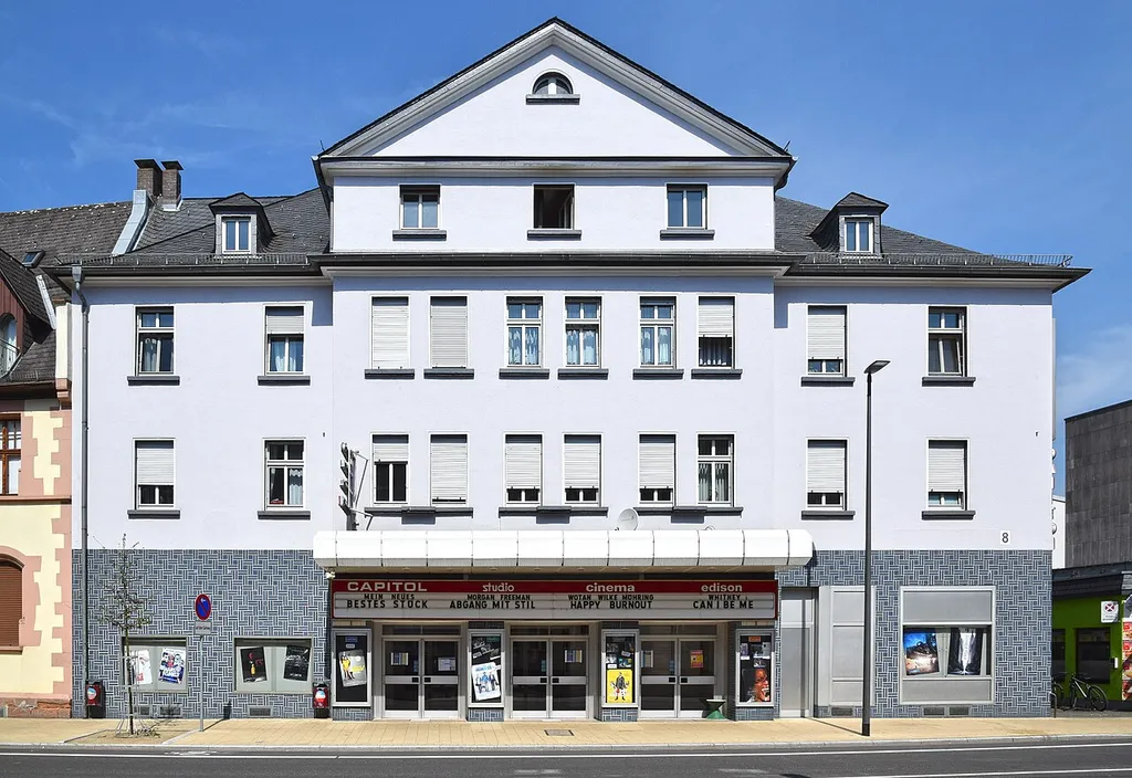 Die Kinos studio, cinema, Edison und CAPITOL in Marburg, Biegenstraße, gegenüber dem Cineplex
