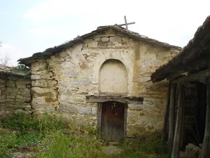 St. George's Church (Gradovci)