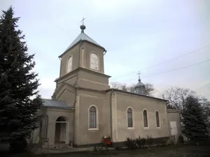 Holy Trinity church in Limbenii Noi, Glodeni