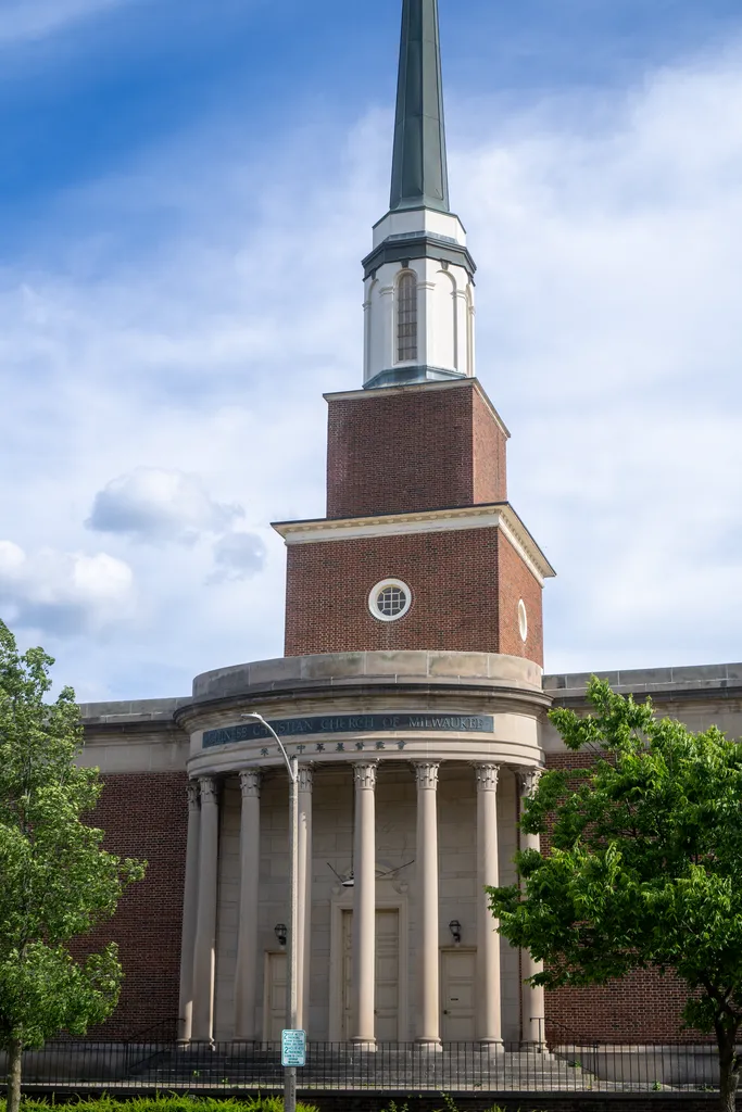 A photograph of the front portico of the Chinese Christian Church building on E Kenwood Boulevard in Milwaukee