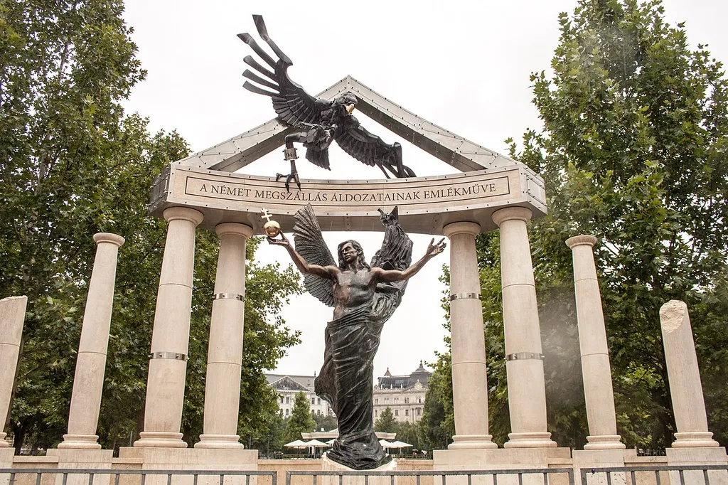 Memorial for the victims of the German occupation