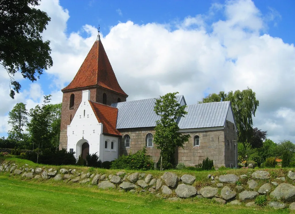 Hallund_Kirke, Brønderslev Kommune