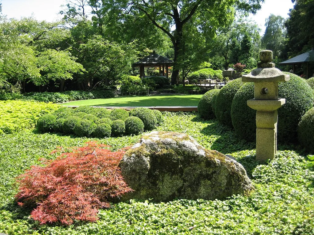 Botanischer Garten in Augsburg, im mittleren Teil des Japangartens