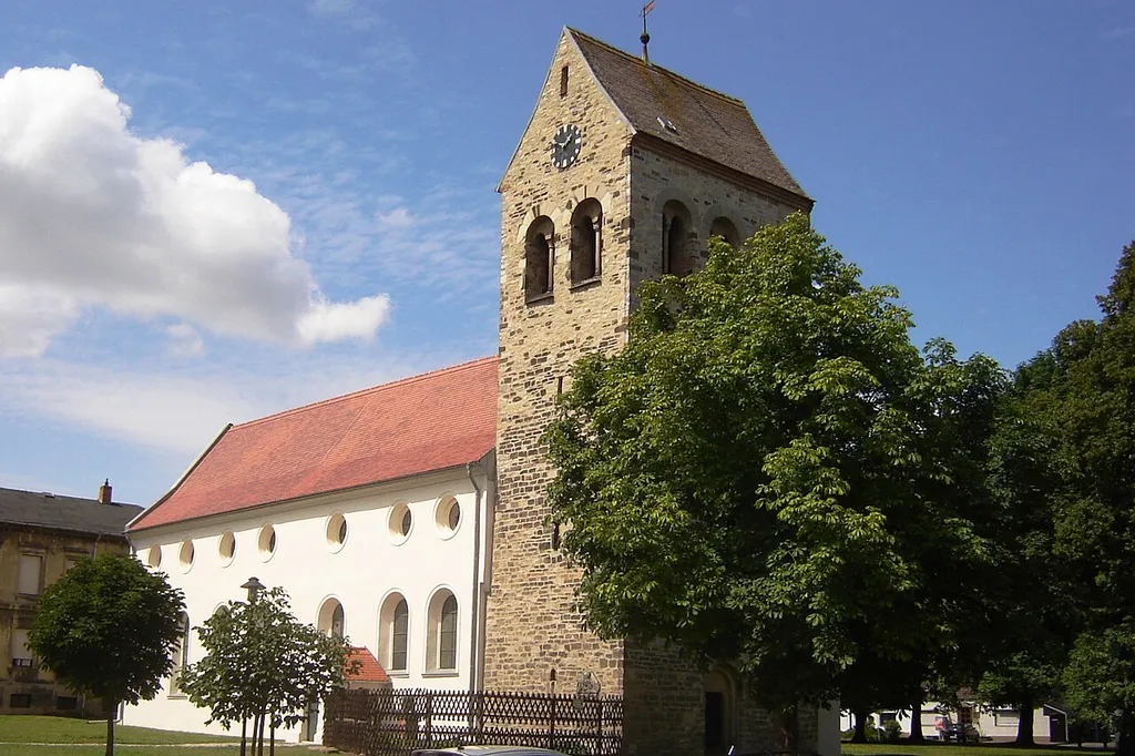 St.-Pankratius-Kirche in Welsleben, Sachsen-Anhalt, Deutschland (Südostansicht)