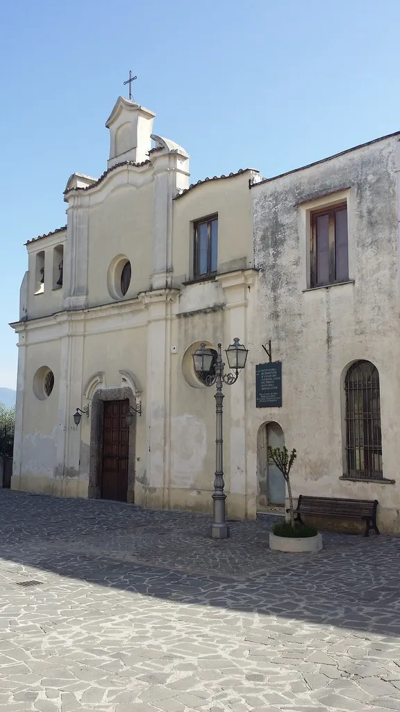 Italiano: facciata della chiesa di San Benedetto da Norcia-Angri (Sa); English: facade of the church of San Benedetto da Norcia-Angri (Sa);