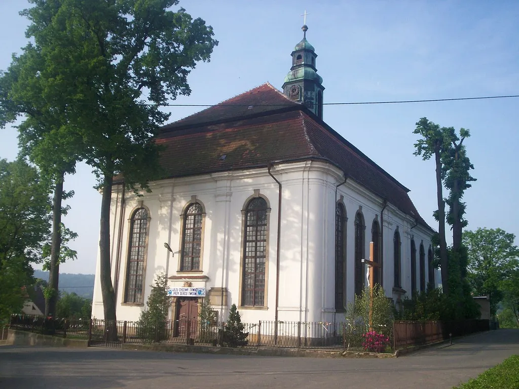 Siedlęcin, kościół pw „Matki Boskiej Nieustajacej Pomocy”.