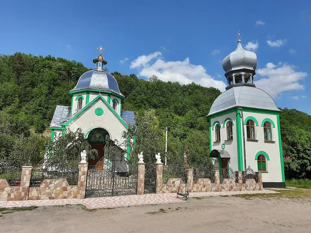 Церква Святої Тройці с. Семаківці Чортківський р-н, Тернопільська обл.
