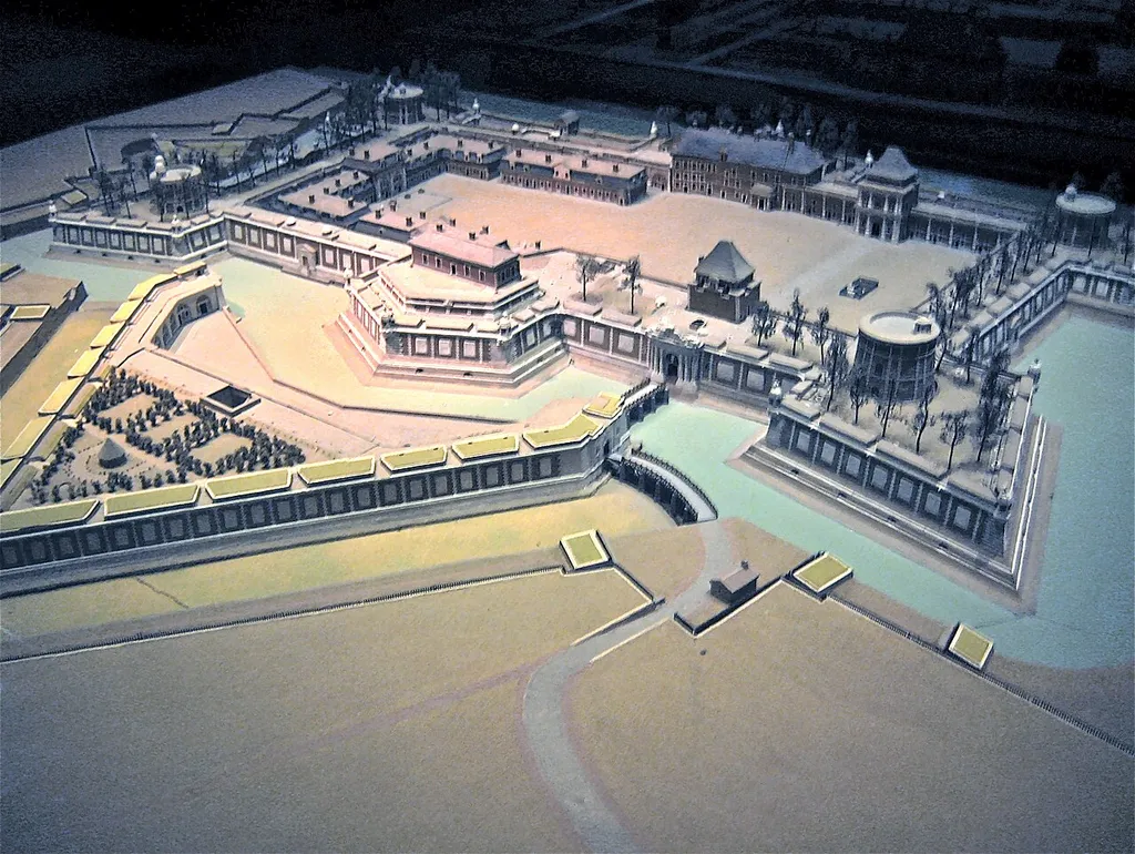 Relief map of Château Trompette (Bordeaux) from the Musée des Plans-Reliefs in Paris