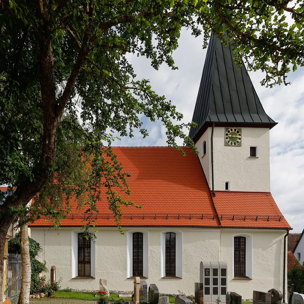 Südseite der Kirche.