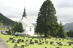 Leikanger Church