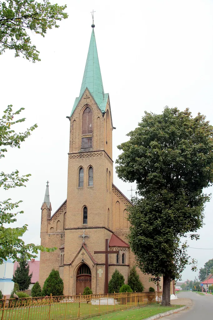 Ulim - dawny kościół ewangelicki, ob. rzymskokatolicki kościół parafialny p.w. św. Andrzeja Boboli, 1876