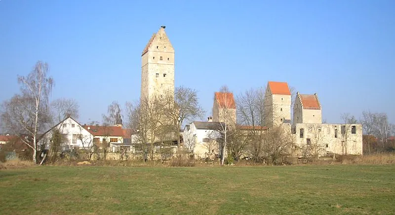 Nassenfels castle (Markt Nassenfels, Landkreis Eichstätt, Upper Bavaria, Germany). Total view