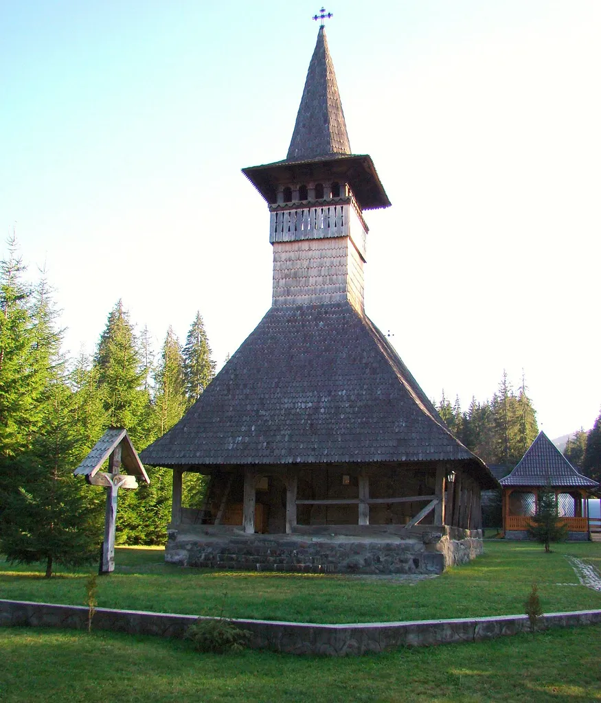 Biserica de lemn „Sf.Nicolae” din Lăpușna, județul Mureș