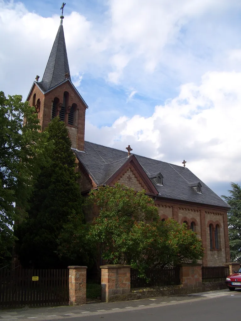 Evangelische Kirche in Hering Selbst Forografiert am 28.05.06