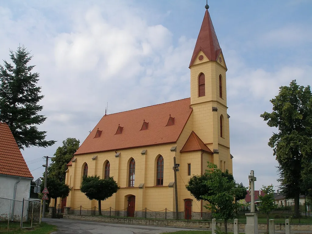 Slavče - the church