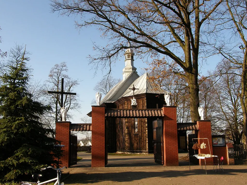 Drewniany kościół parafialny p.w. św. Teodora w Kociszewie, woj. łódzkie