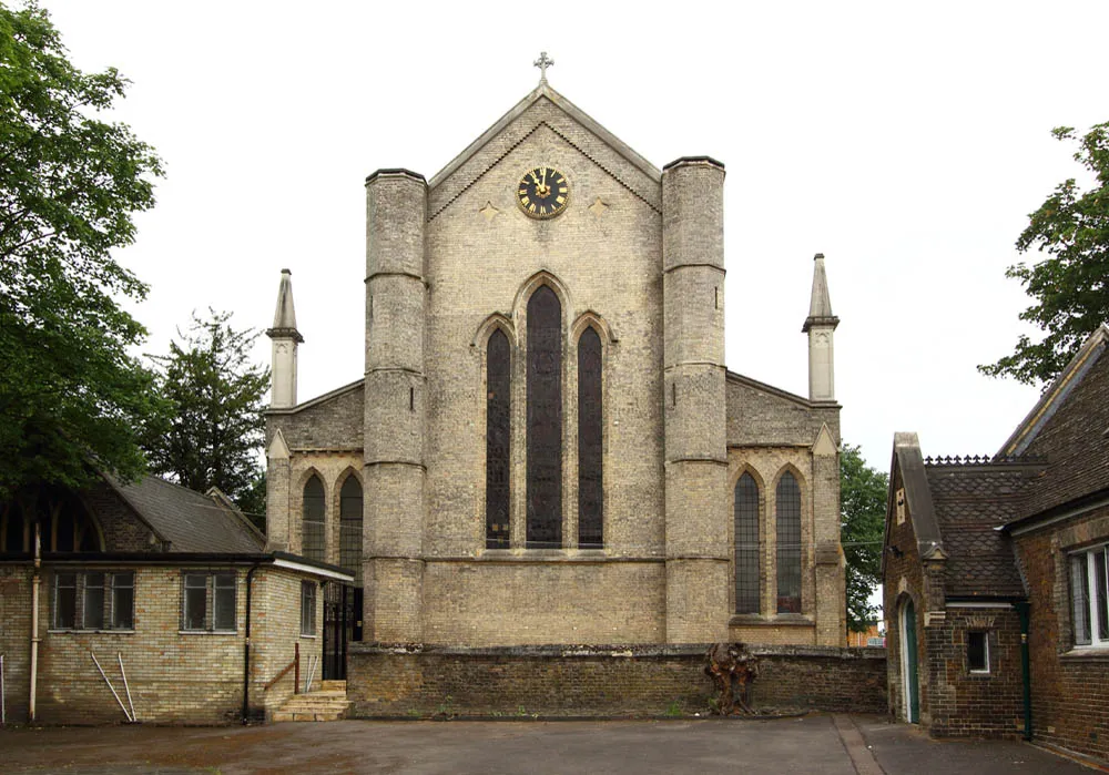 Holy Trinity, Philip Lane, Tottenham Green