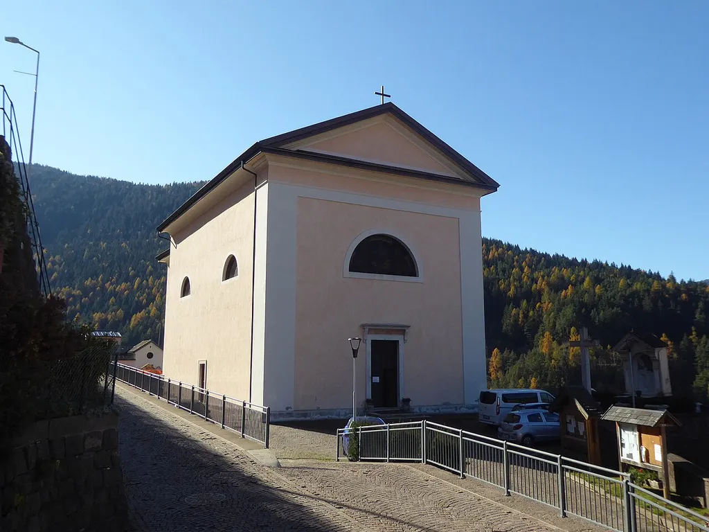 Casatta (Valfloriana, Trentino, Italy), Saint Florian church