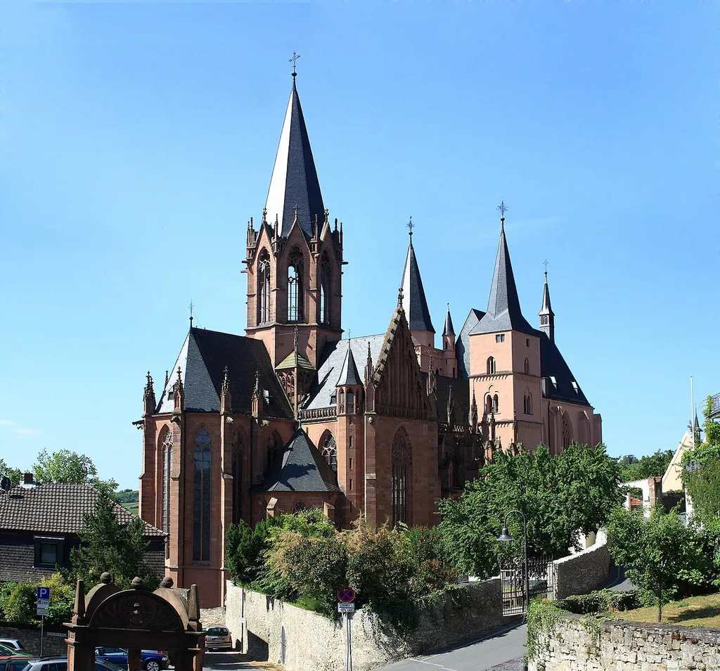 Merianstraße 12, Oppenheim - Entstanden zur Aufnahme der Kirche in persönliche Architekturfotokartei und Bilddatenbank der Universität
