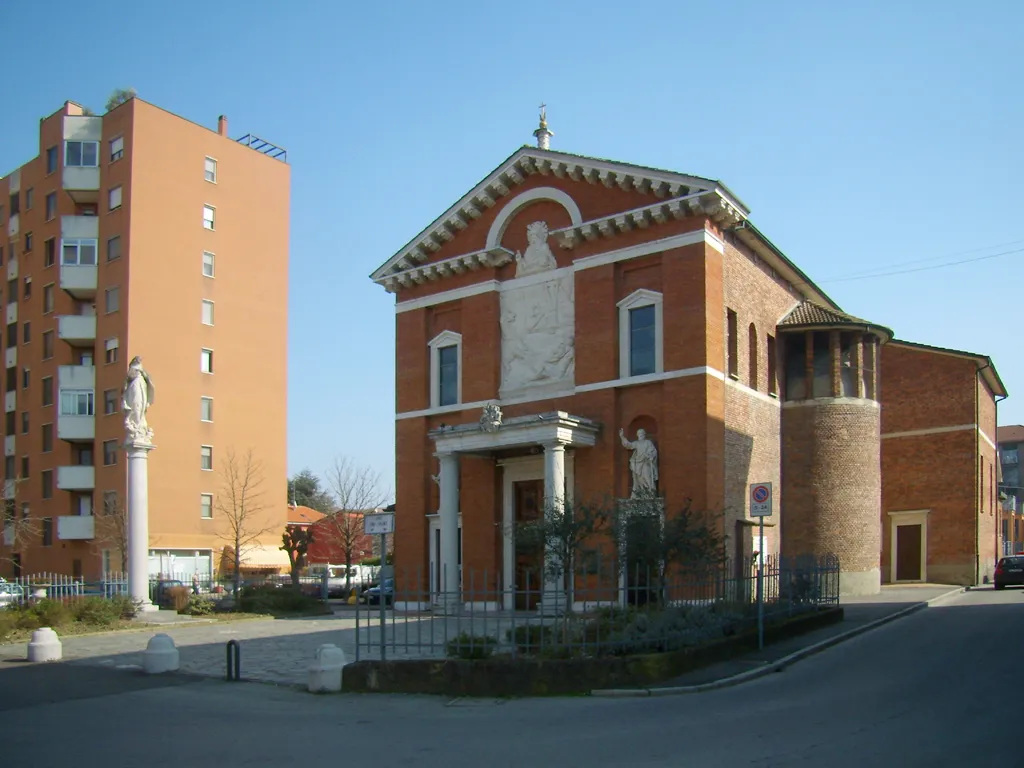 La chiesa dei SS. Pietro e Paolo a Borgolombardo, quartiere di San Giuliano Milanese