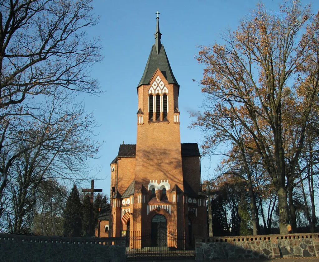 Małkinia Górna - Kościół Najświętszego Serca Jezusowego, woj. mazowieckie