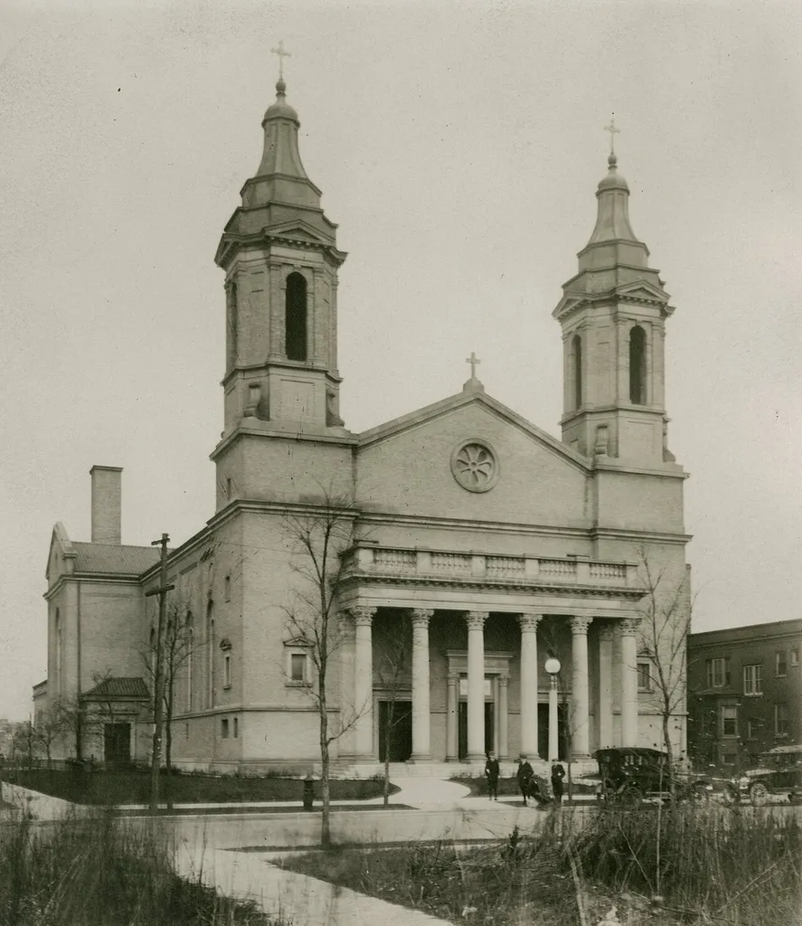 " Jackson Blvd. at S. Leamington Ave."--Photograph verso.