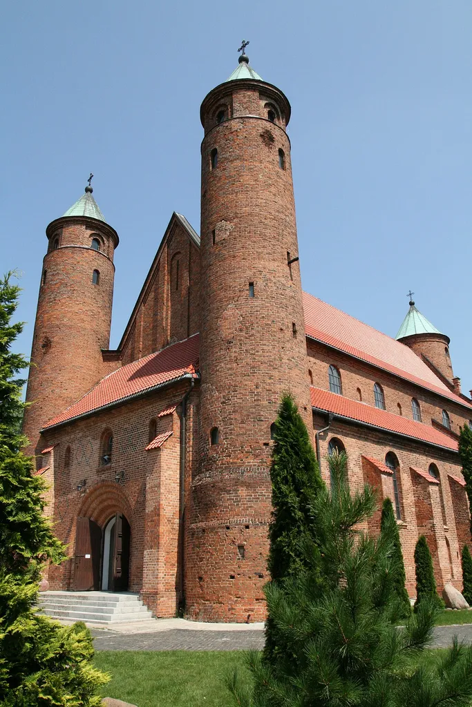 Brochów - kościół parafialny p.w. Rocha (zabytek nr 1005/203)
