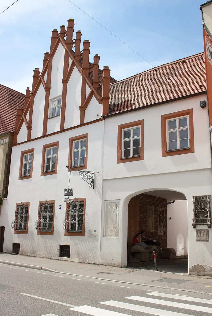 St. Agnesklosters (heute Heimatmuseum) in Lauingen im Landkreis Dillingen an der Donau (Bayern), Herzog-Georg-Straße 57a