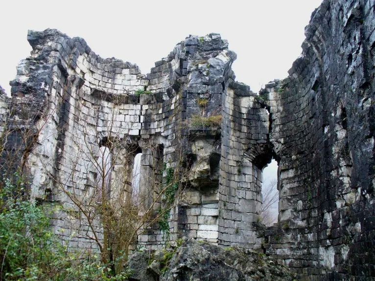 This is a photo of a cultural heritage monument in Georgia identified by the ID