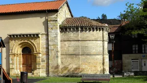 church of Santa María (Villamayor)
