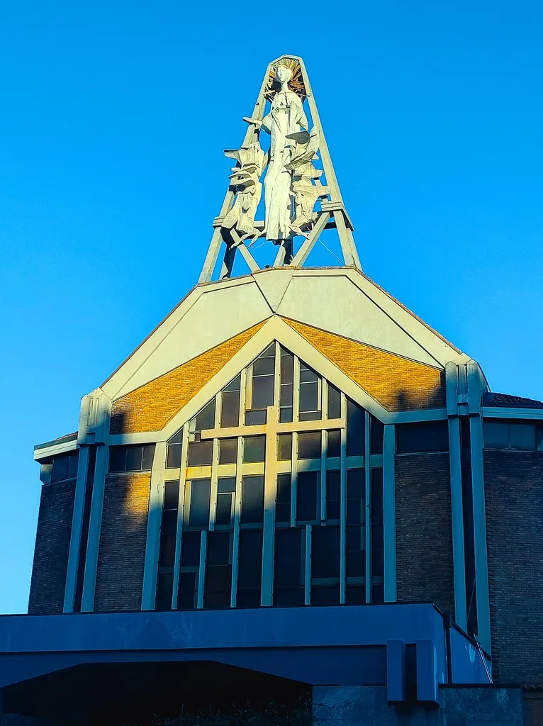 Chiesa della Madonna di Fatima in Vigentino