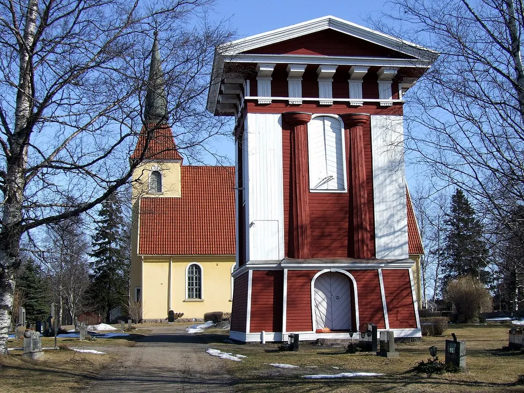 The Saloinen Church was built in 1932. There was an old church on the same place, but it burned down in 1930. The bell tower was built in 1783 and it has said to been designed by Gustav III, King of Sweden.
