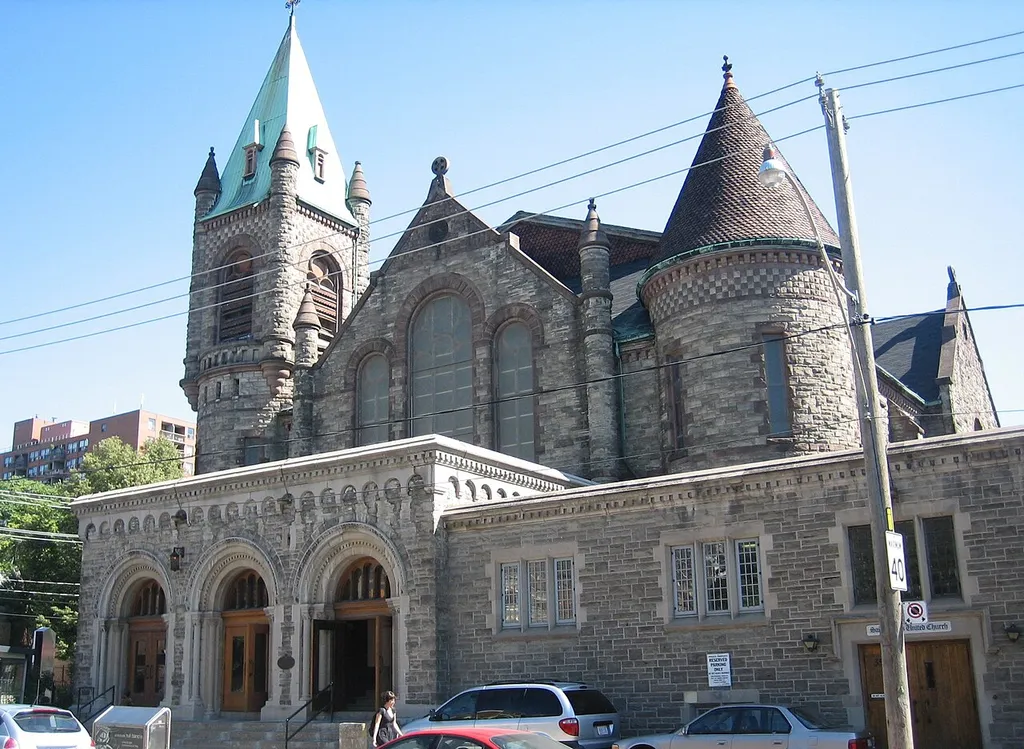 w:St. Luke's United Church in Toronto