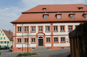 Ehemaliger Kanonikatshof, Doppelhaus, ab 1803 Schulhaus, ab 1840 Kloster