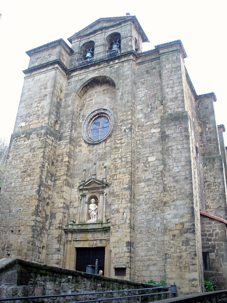 Iglesia de San Juan Bautista, en Pasajes de San Juan (Gipuzkoa)