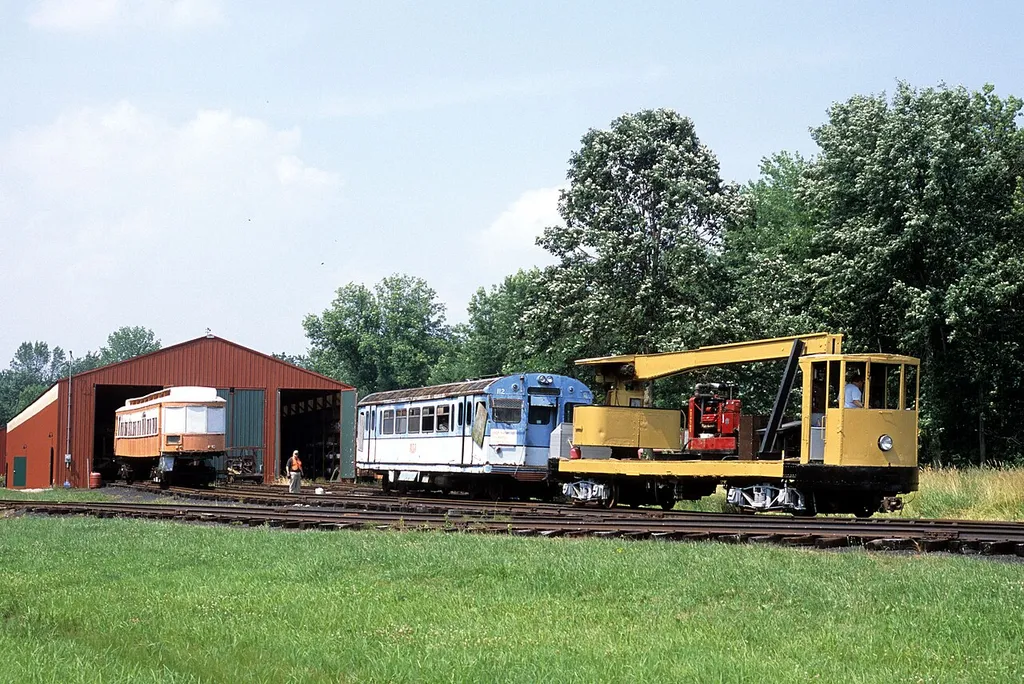 Cleveland Railway 0711 switching at the museum.
