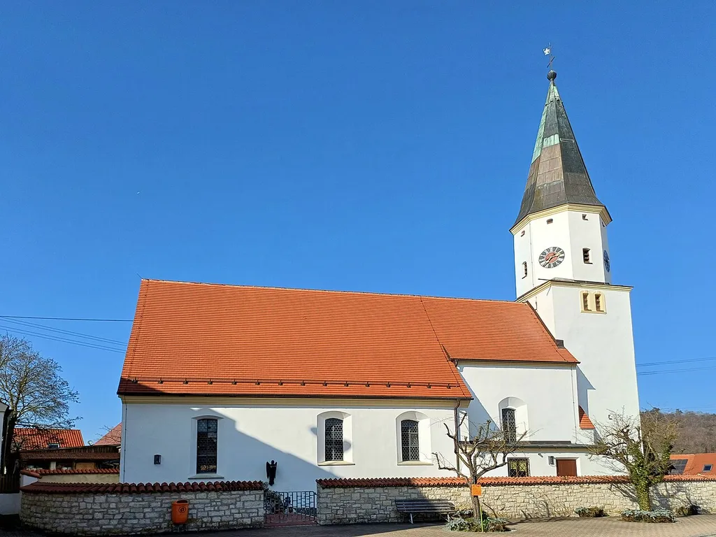 Kirche Mutterschaft Mariens, Harburg-Hoppingen, Seitenansicht