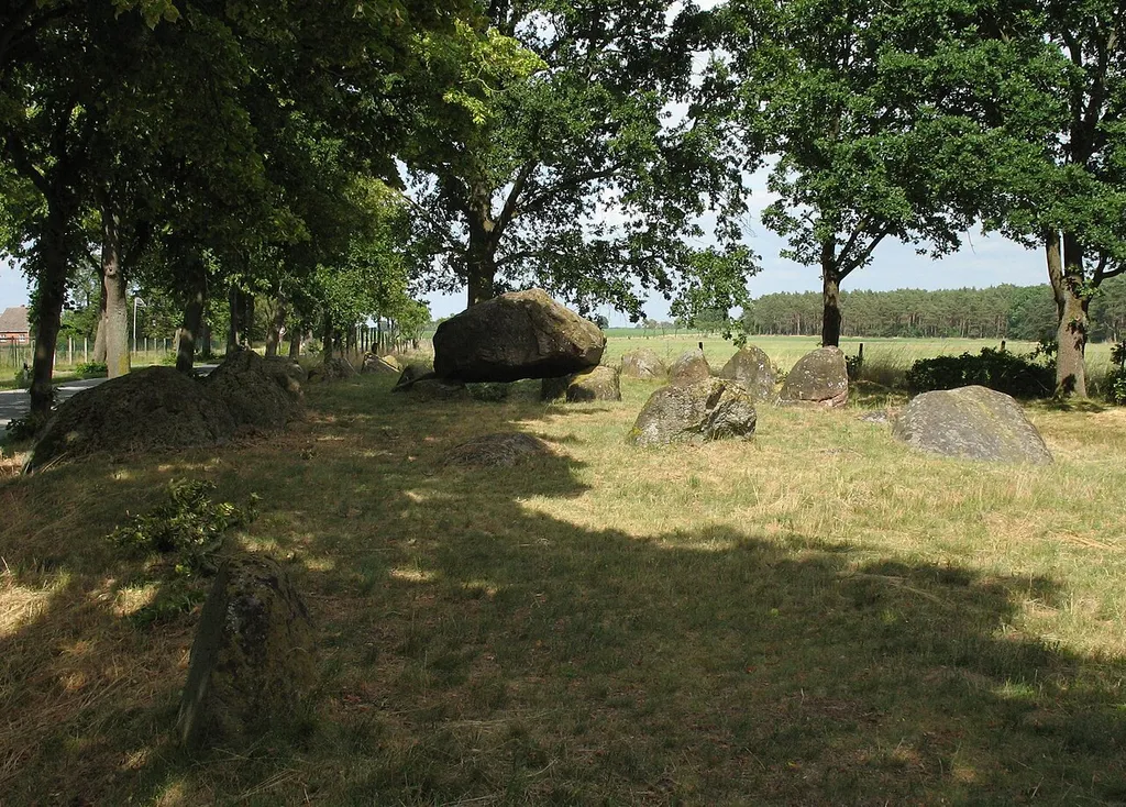 Mellen dolmen