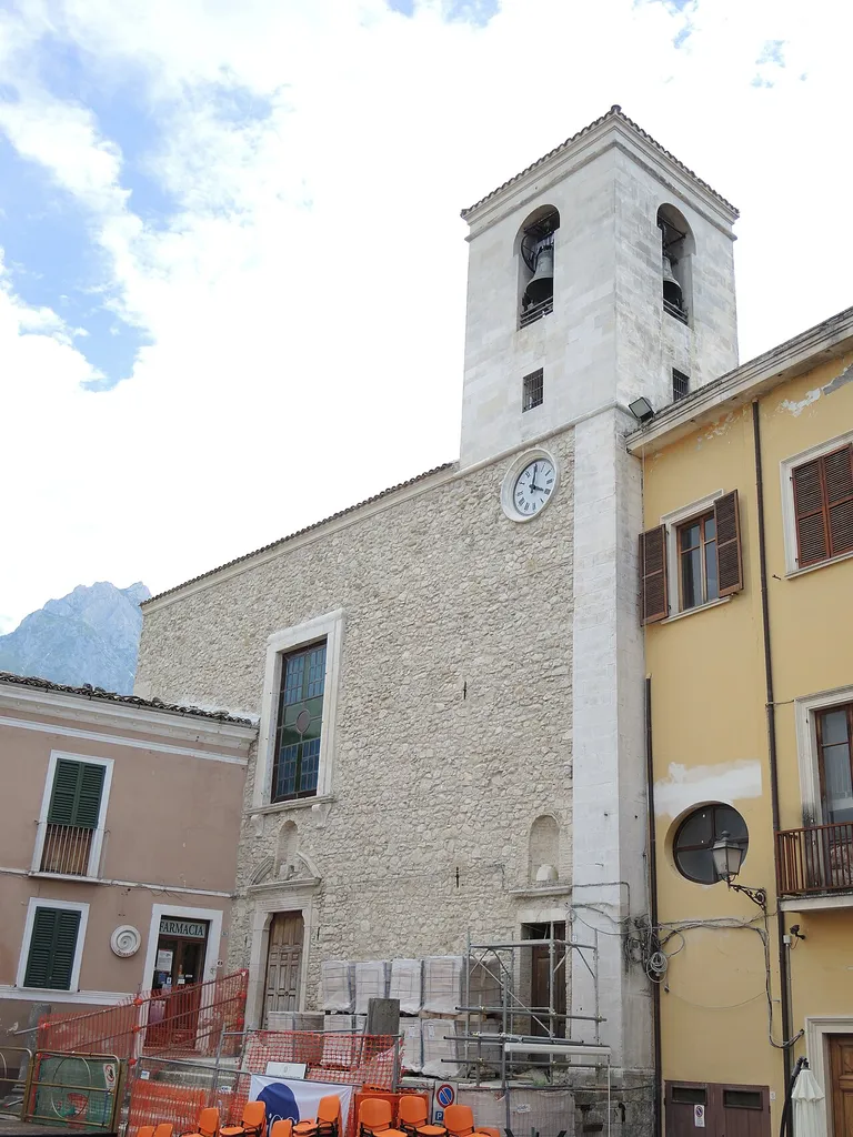 Castelli (TE): Chiesa di San Giovanni Battista