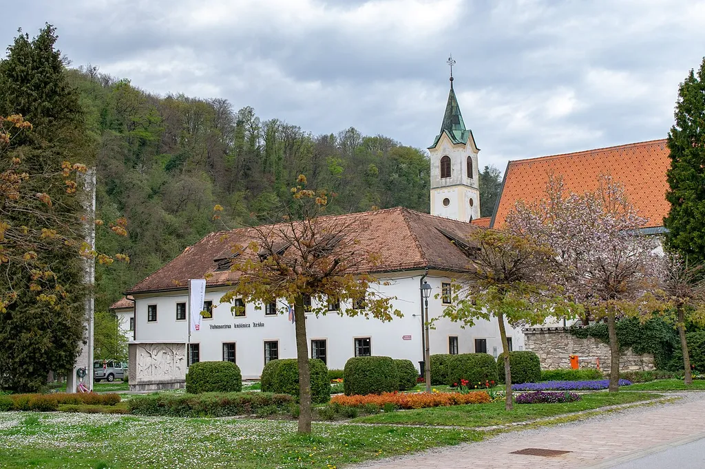 Sprehod po starem mestnem jedru (in nad njim)