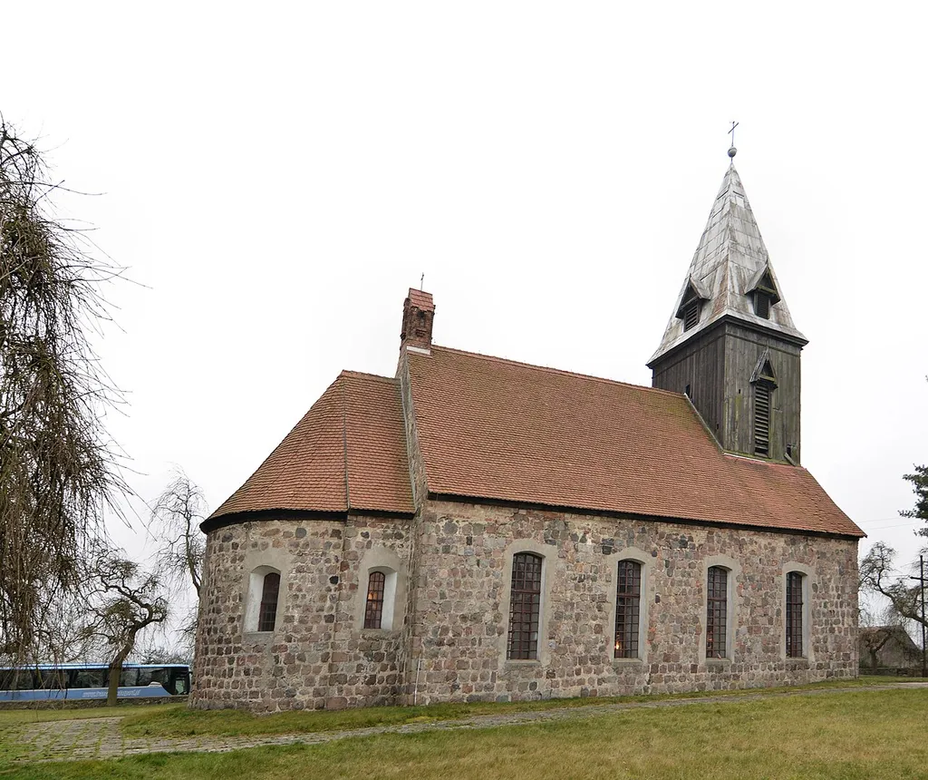 Czachów - rzymskokatolicki kościół parafialny p.w. MB Częstochowskiej, 2 poł. XIII