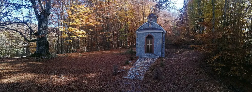 Црква "Св. Спас" С. Локов