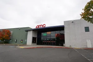 AMC CLASSIC Mill Plain 8