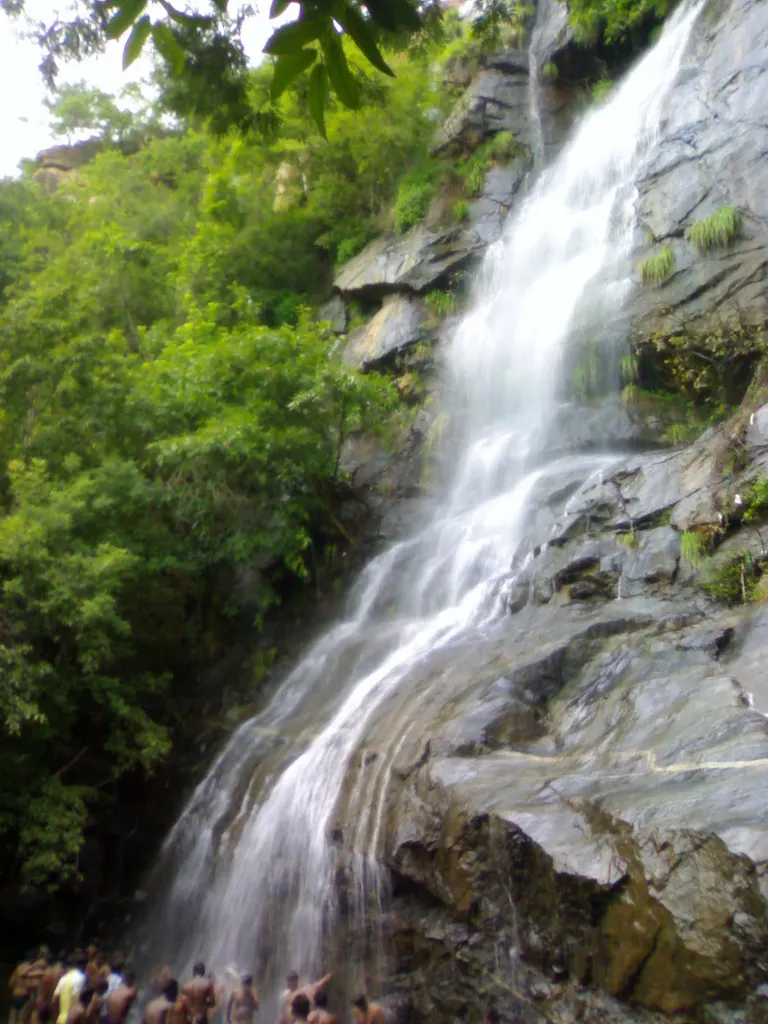 Kutladampatti waterfalls. Madurai.