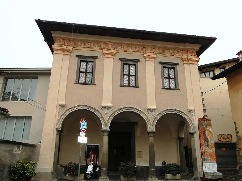Gandino (BG). Chiesa di Santa Croce e Sant'Alessandro