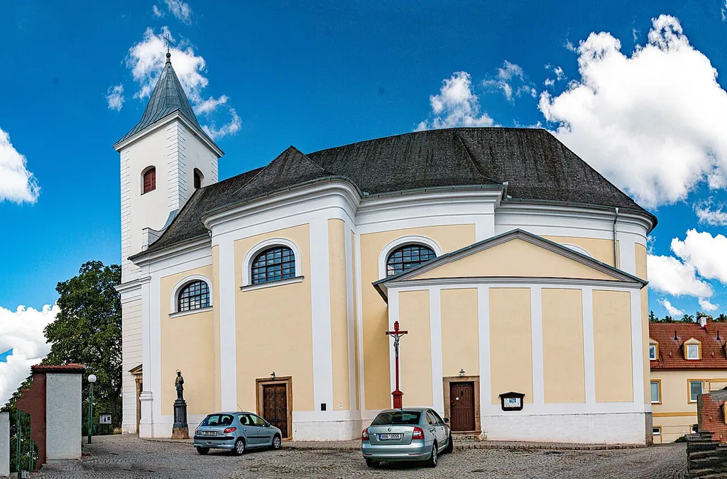 Černá Hora, Kostel sv. Vavřince