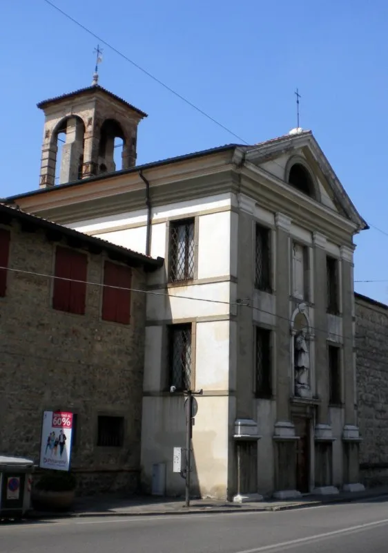 Facciata e campanile della Chiesa di San Bonaventura delle Eremite in Padova