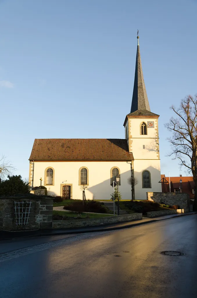 Wasserlosen, Burghausen, Dorfstraße 7, Katholische Pfarrkirche Mariae Geburt und St. Valentin