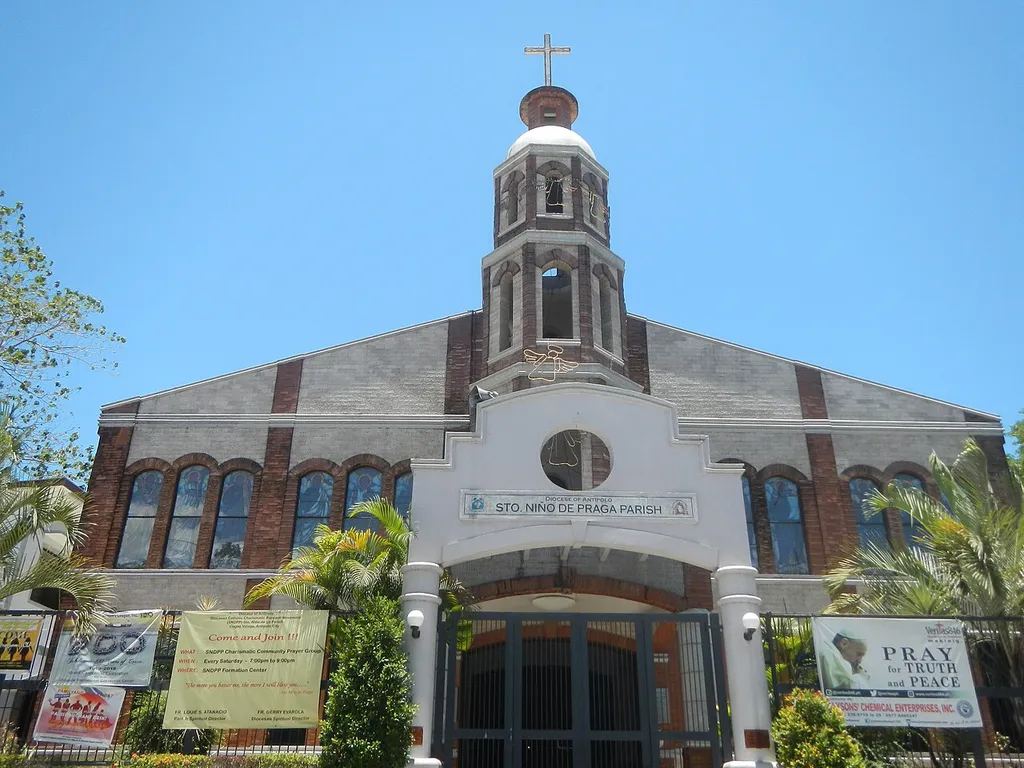 Santo Niño de Praga Parish Church (Cogeo Village, Bagong Nayon, Antipolo City) GSIS Avenue Roman Catholic Diocese of Antipolo from Cogeo junction - pedestrian footbridge (Marcos Highway, Santa Cruz-Bagong Nayon, Antipolo City) Cogeo Village, Antipolo City along Marcos Highway (Mayamot-Santa Cruz-Bagong Nayon-Inarawan-San Jose, Antipolo City) from or interconnecting with Sumulong Highway Legislative districts of Antipolo City List of barangays of Metro Manila,Barangays Mayamot 14°37'25"N 121°7'20"E Santa Cruz 14°36'45"N 121°9'37"E Barangay Bagong Nayon, Antipolo City 14.7062, 121.2113 Barangay Inarawan, Antipolo City 14.6736, 121.2412 San Jose 14°37'16"N 121°15'47"E Antipolo City at the Junction of Sumulong Highway and Marikina–Infanta Highway Marcos Highway or MARILAQUE Highway or Manila-Rizal-Laguna-Quezon interconnecting with the Marcos Highway (Pasig City - Antipolo City Section) MRT-2 (LRT-2) Santolan LRT Station Manila Light Rail Transit System Line 2 en:Strong Republic Transit System (Note: Judge Florentino Floro, the owner, to repeat, Donor Florentino Floro of all these photos hereby donate gratuitously, freely and unconditionally all these photos to and for Wikimedia Commons, exclusively, for public use of the public domain, and again without any condition whatsoever).